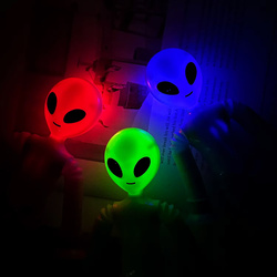 ŚWIECĄCY KOSMITA UFO LED ROZCIĄGLIWE RURKI SENSORYCZNE PRZYSSAWKI DO ZABAWY