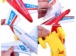 SAMOLOT PASAŻERSKI JEŹDZI GRA ŚWIECI DŹWIĘK zabawka DUŻY 45 A380 diody LED