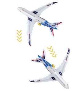 SAMOLOT PASAŻERSKI JEŹDZI GRA ŚWIECI DŹWIĘK zabawka DUŻY 45 A380 diody LED