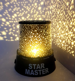 LAMPKA NOCNA MASTER PROJEKTOR GWIAZD LAMPA NA BATERIE DO POKOJU DLA DZIECI